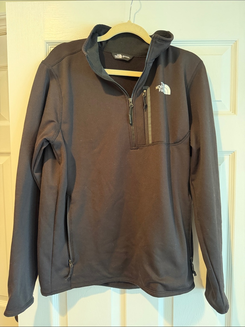 The North Face Men's Black Half-Zip Performance Pullover